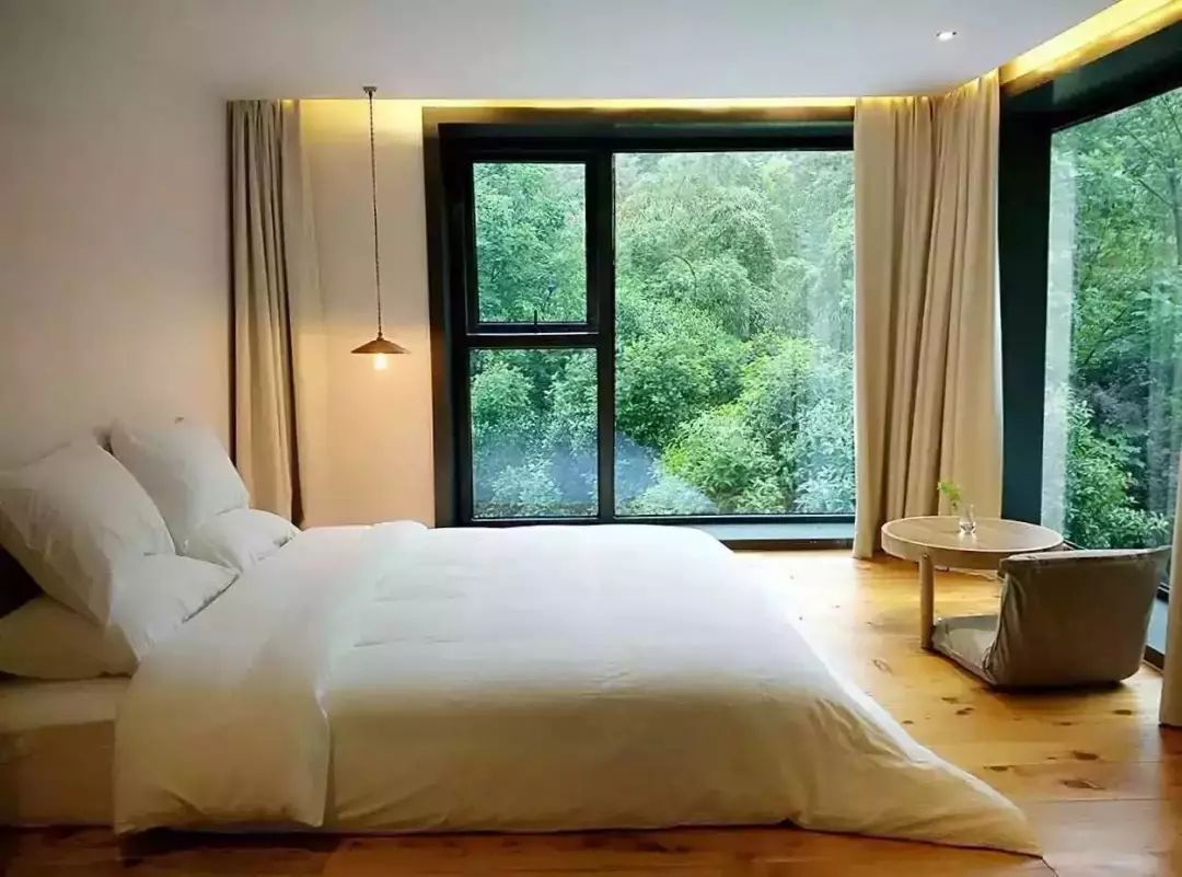 一扇落地窗，开启“超大屏”的诗意生活(图7)